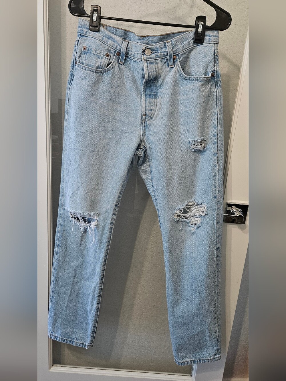Levi's 501 Light Blue and White Interior Label